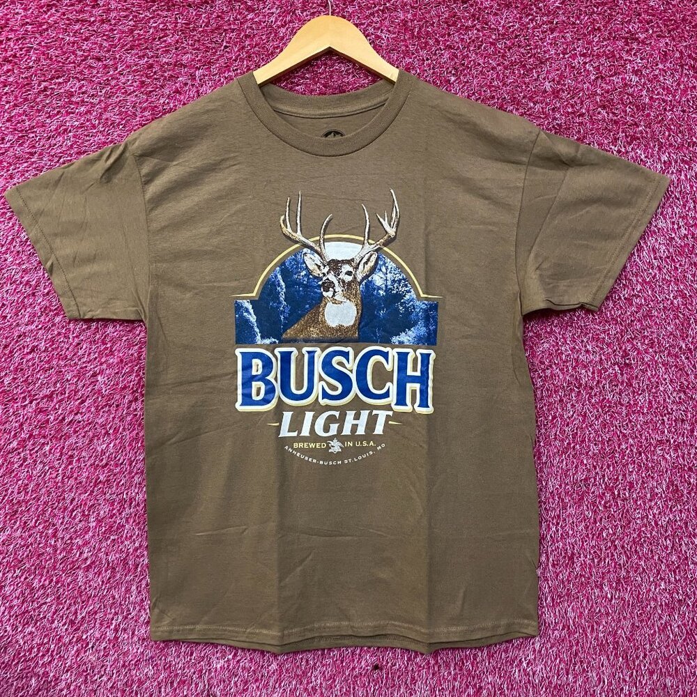 Busch Light Beer Vintage-Style Deer Hunting Logo T-Shirt Large